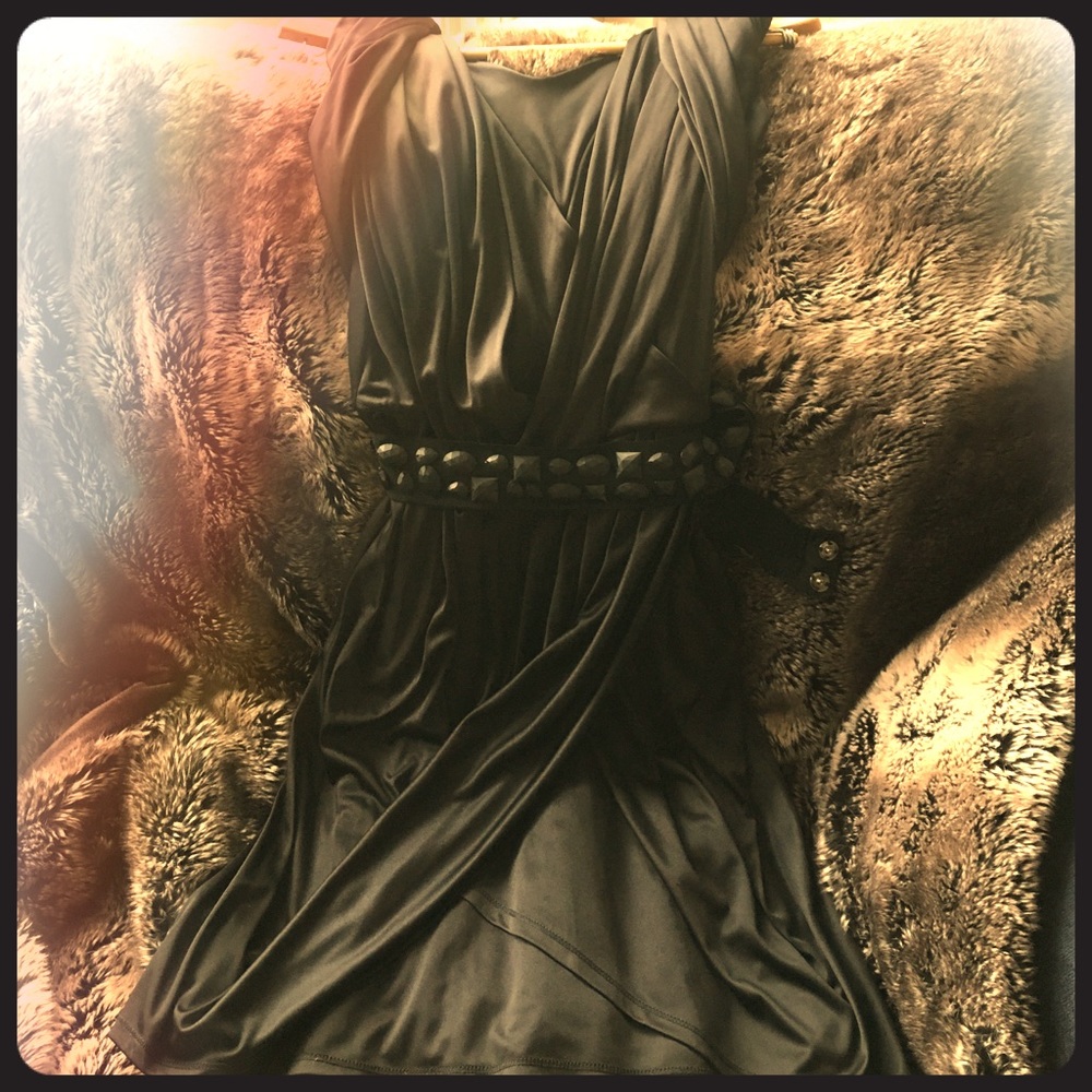 Beautiful toga inspired rachel roy dress